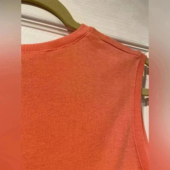 VTG Erika & Co Lightweight Soft Knit Sweater Vest Orange Sleeveless Top Size M - Picture 8 of 10